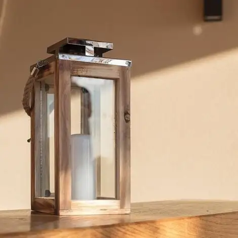 LUMISKY Lanterne Lumineuse En Bois Solaire OAKY 2 LUMISKY Lanterne Lumineuse En Bois Solaire OAKY – Image 2